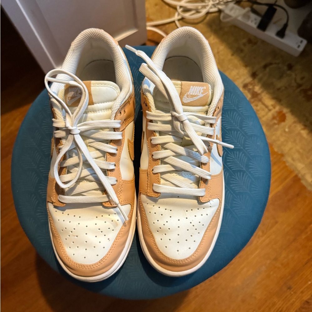 Nike Dunk Low Harvest Moon Size 8